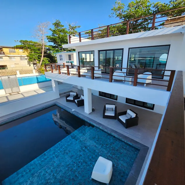 Villa Annunziato Luxury Oceanfront House - Image 1