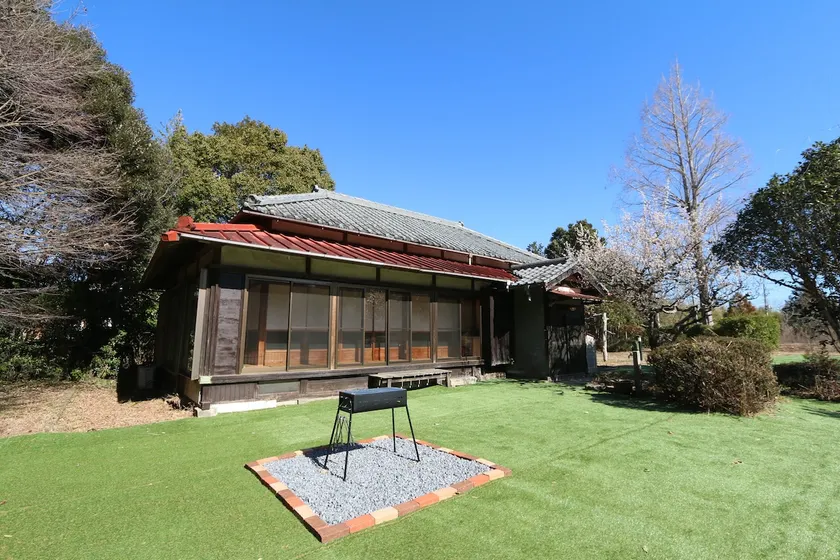 [Near Shirako Onsen] BBQ in the autumn garden/Renovated old house/Parking for 5+ cars/Tennis - Image 1