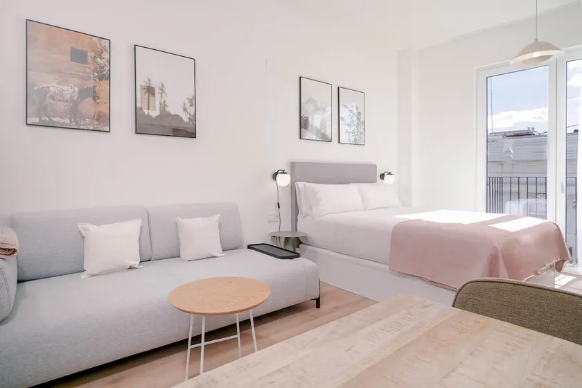 limehome Valencia Sant Jacint | Studio + Balcony - Image 1