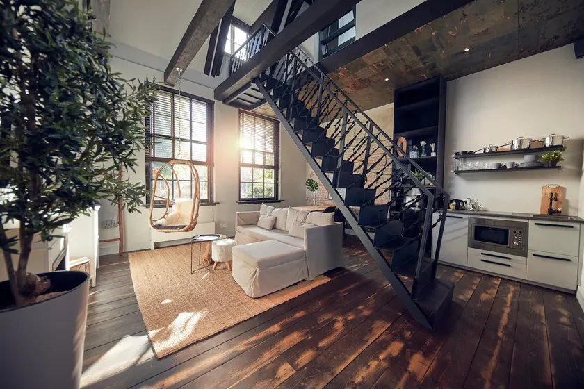 54. Romantic Rustic River House - Monument - Image 1