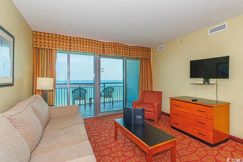 2BR Oceanfront, Bay View Resort, 11th Floor - Image 1