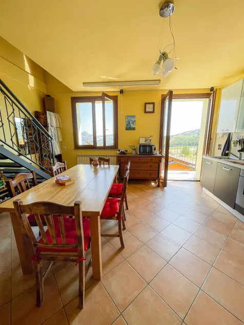 Apartment with a view of the hills! - Image 1