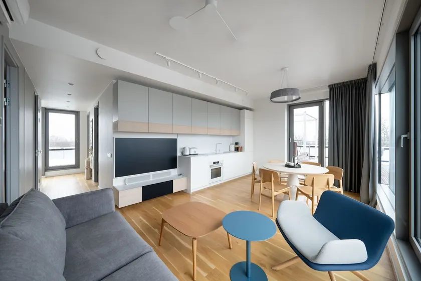 2 BR Penthouse for 6 pax w/ Kitchen & Roof Terrace - Image 1