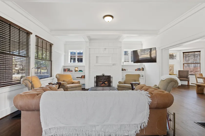 Spacious Norwood Stay• Roomy & Close to Everything - Image 1