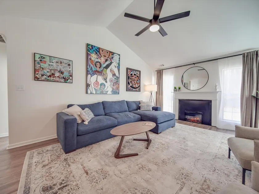 Fully Updated 3BR Ranch Escape—Near Airport/USNWC! - Image 1