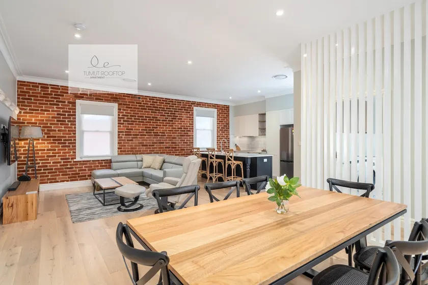 Tumut Rooftop Apartment - Image 1