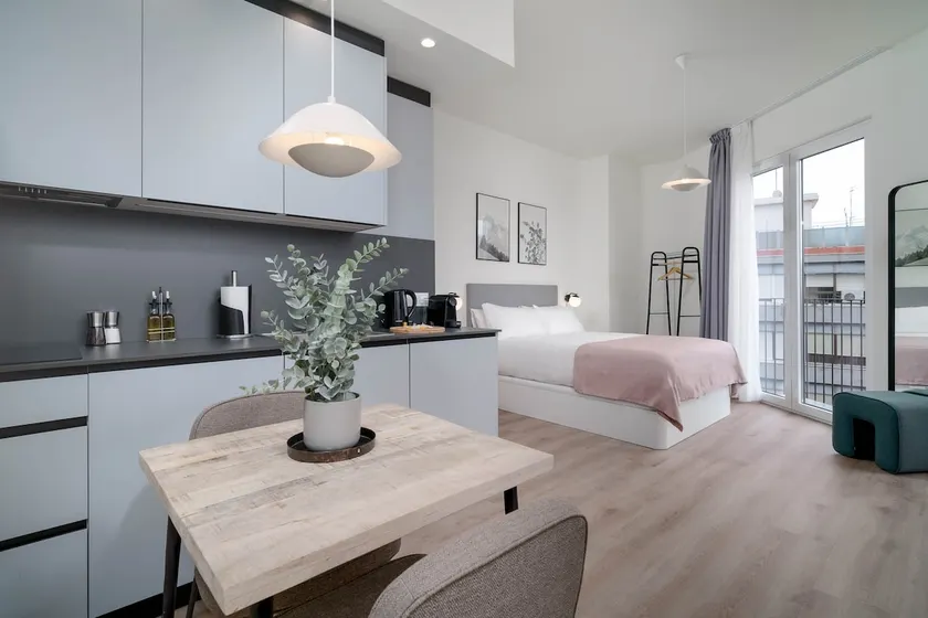 limehome Valencia Sant Jacint | Studio + Terrace - Image 1