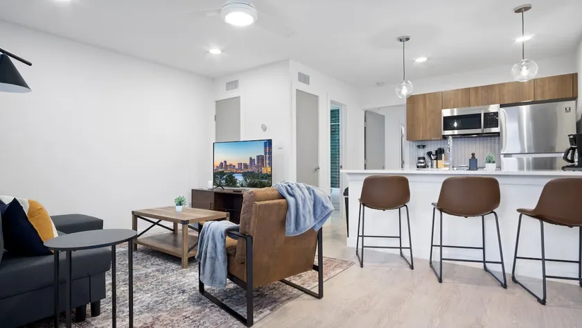 State of the Art Unit, 5 min to Downtown Austin - Image 1