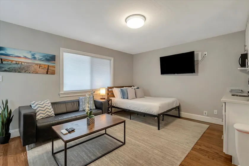 Cozy Studio l Downtown San Jose - Image 1
