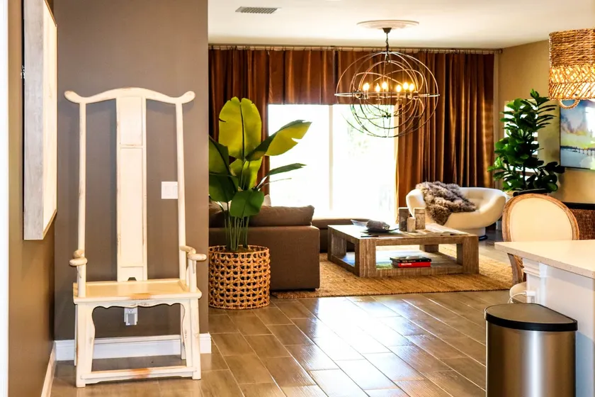 *SuperHost* RH Style Beach House, 8min to Ocean - Image 1