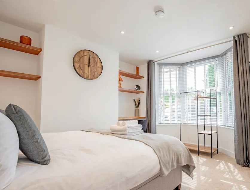 Modern Flat in City Centre with Garden - Image 1