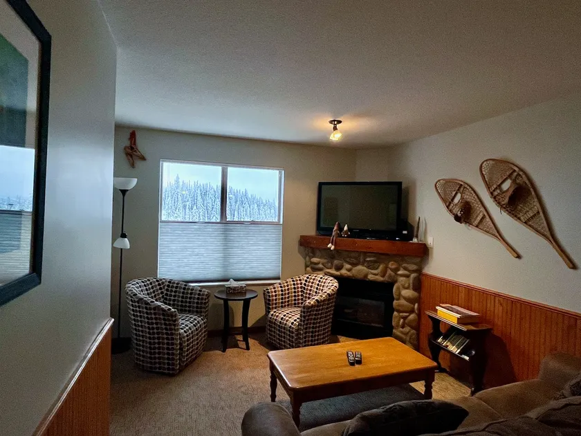 Guest Favourite Ground Floor ski in/out to door - Image 1