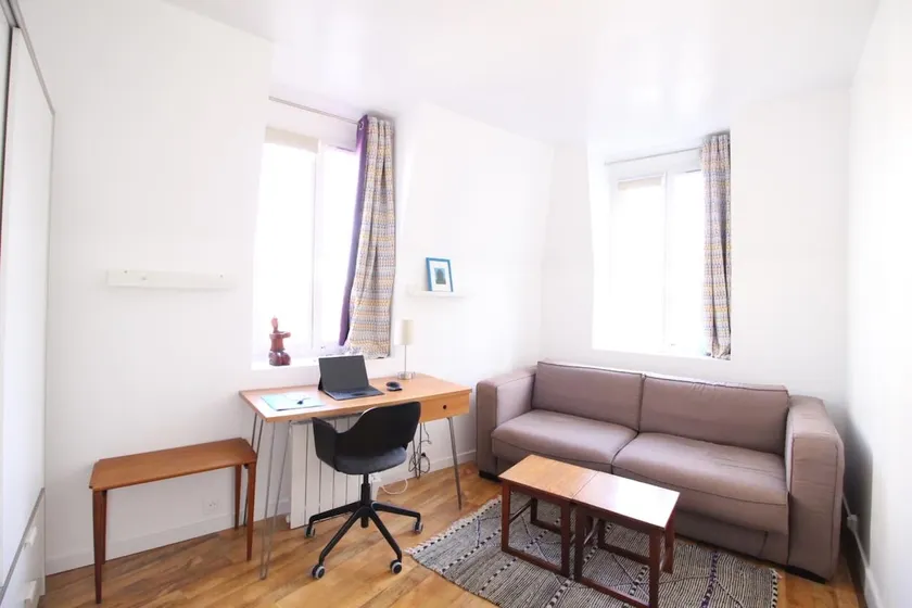 3P Cozy & Bright, good location, Paris / La Defense - Image 1