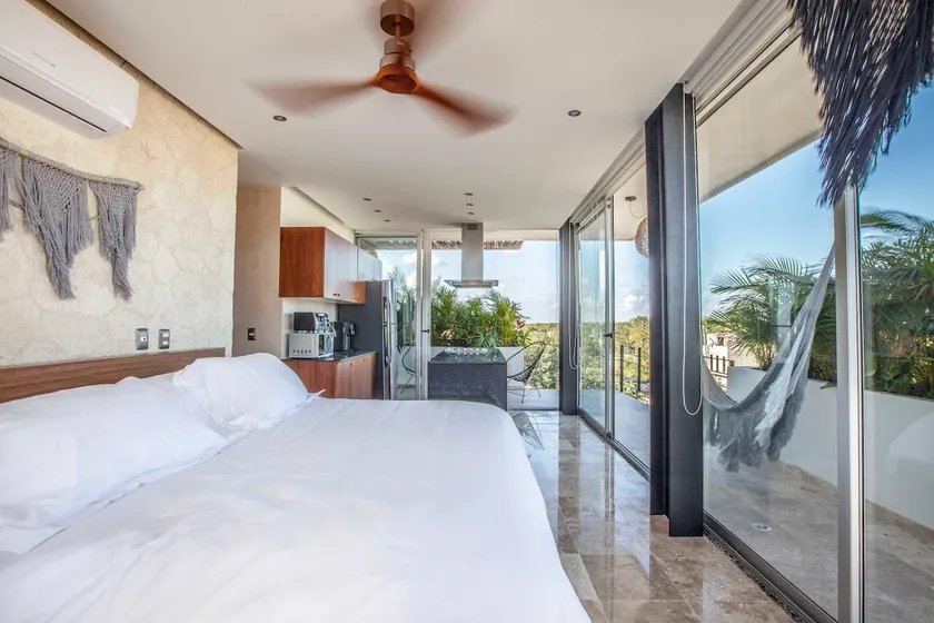 Scenic PH loft in la veleta - Image 1