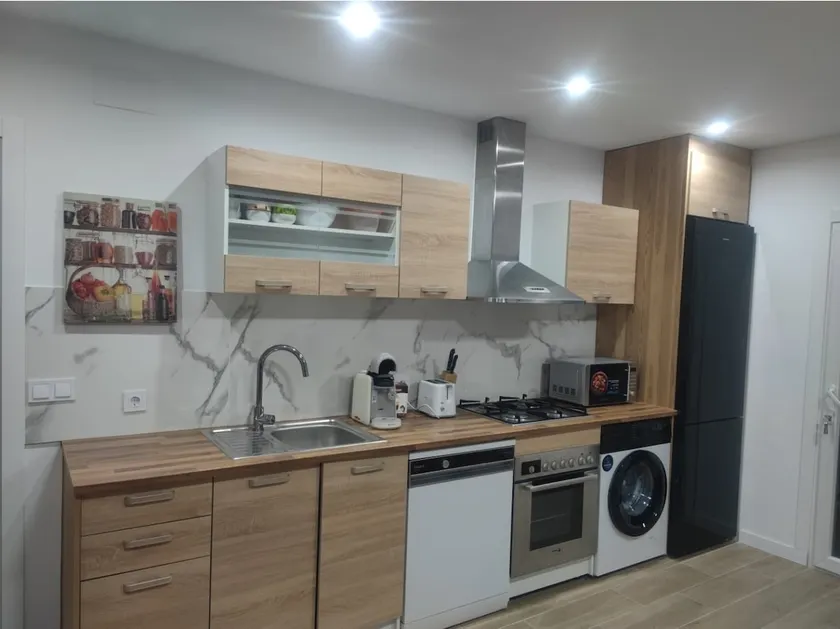 Full family studio - Image 1