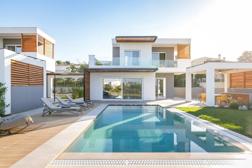 SUMMER PEARLS LUXURY VILLAS - Image 1