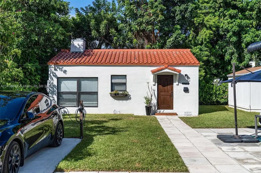 Casita Deco - Image 1