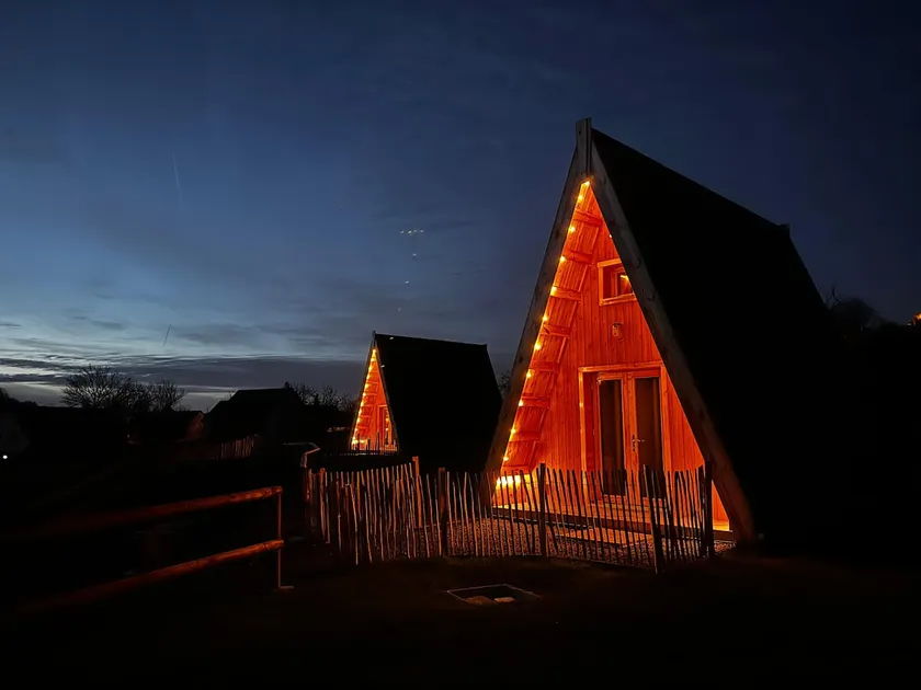 Ardennes Hut - Image 1