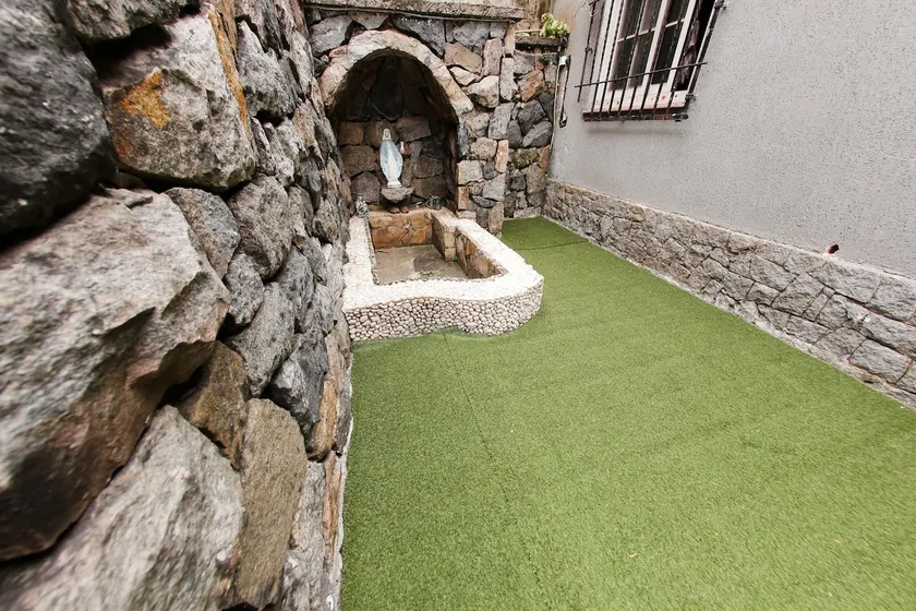 Beach, Hot Spas & Swimming Pool - Image 1