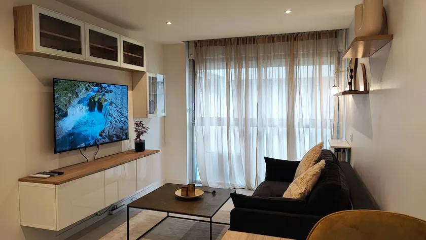 Charming and warm studio - Image 1