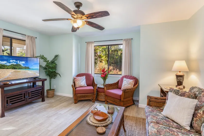 New Listing! Hale Honu 5B - - Image 1