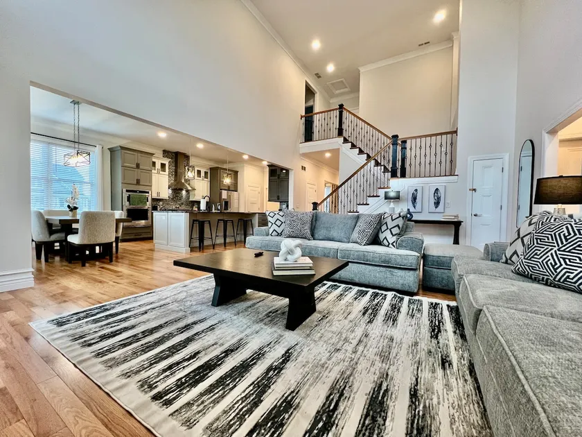 NEW, big, beautiful, Executive Home Liberty Twp - Image 1