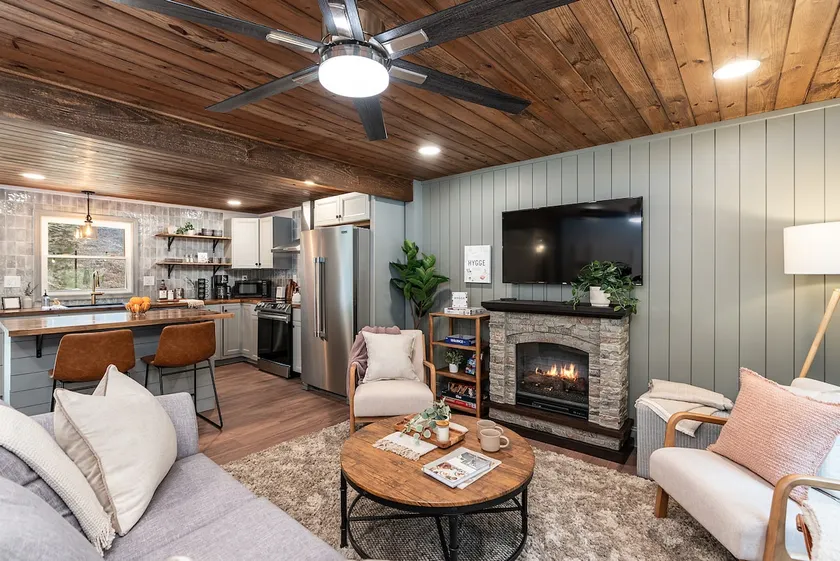 River | Hot Tub | Cozy Cabin | State Park - Image 1