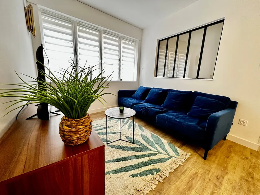 Petit Bergues – Townhouse - Image 1