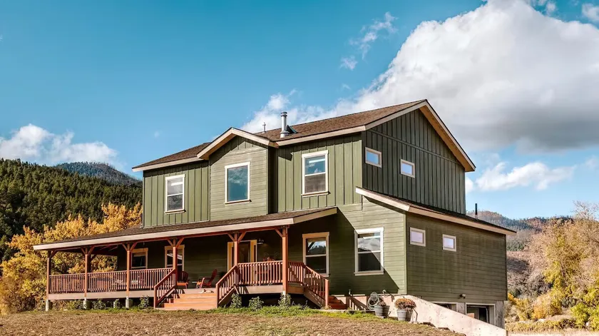 Animas River House - 22 acres of Riverfront with Amazing Views-20 mins to skiing - Image 1