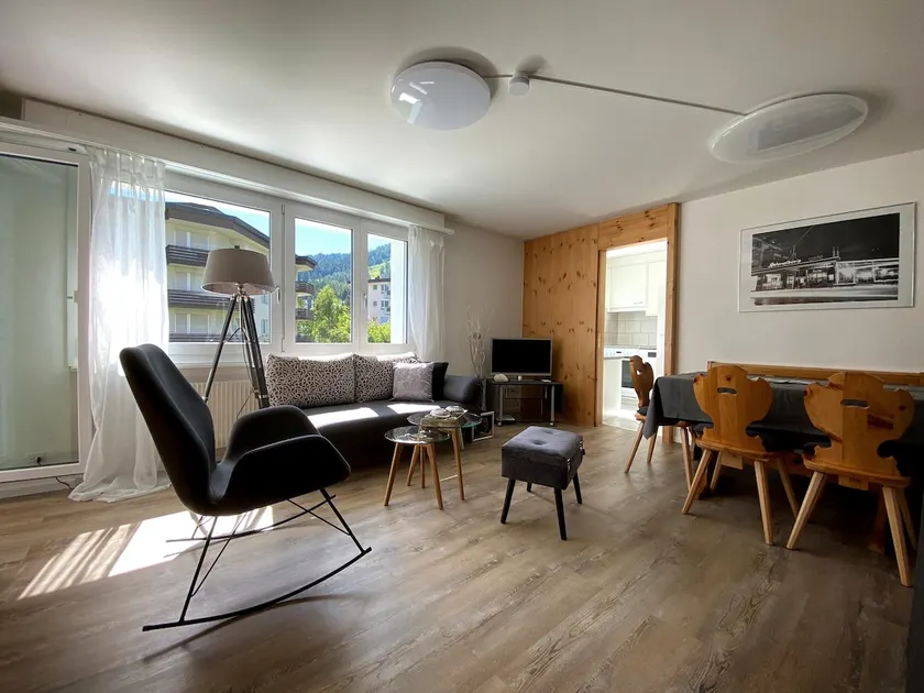 Central TOP apartment Chesa Ravaisch - Image 1