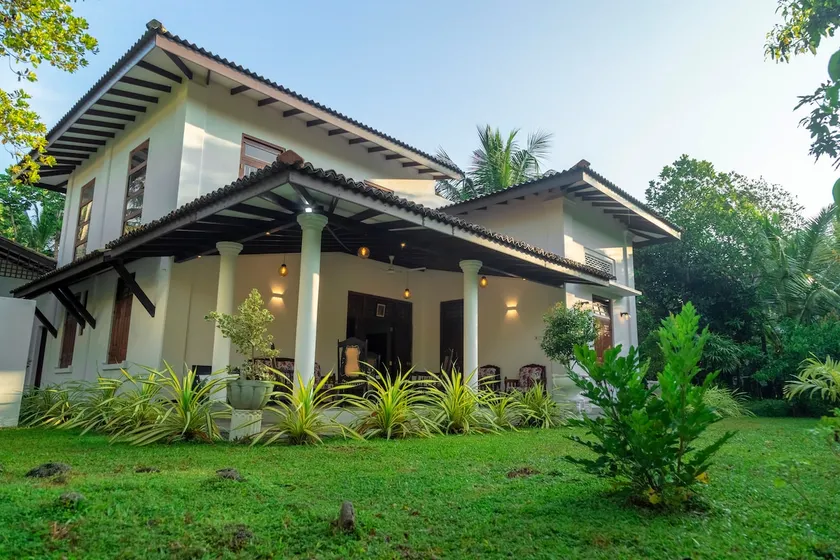 Villa Green Space - Image 1