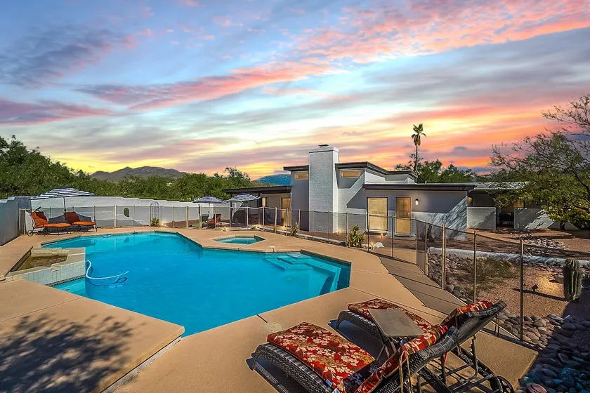 East Tucson | Heated Pool & Hot Tub | 3BR & 2BA - Image 1