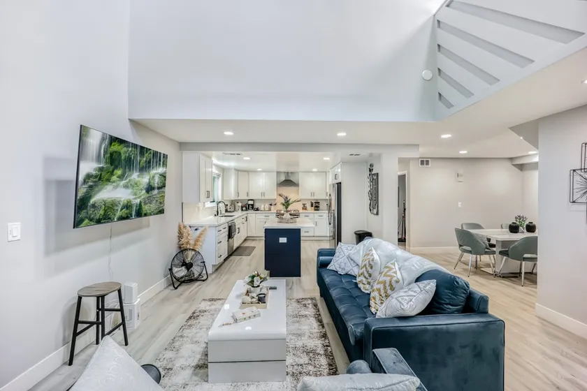 2 Luxury Townhouses near Meta & Stanford - 493 & 497 - Image 1