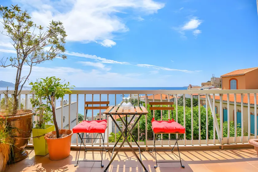 A balcony overlooking the Mediterranean - Image 1