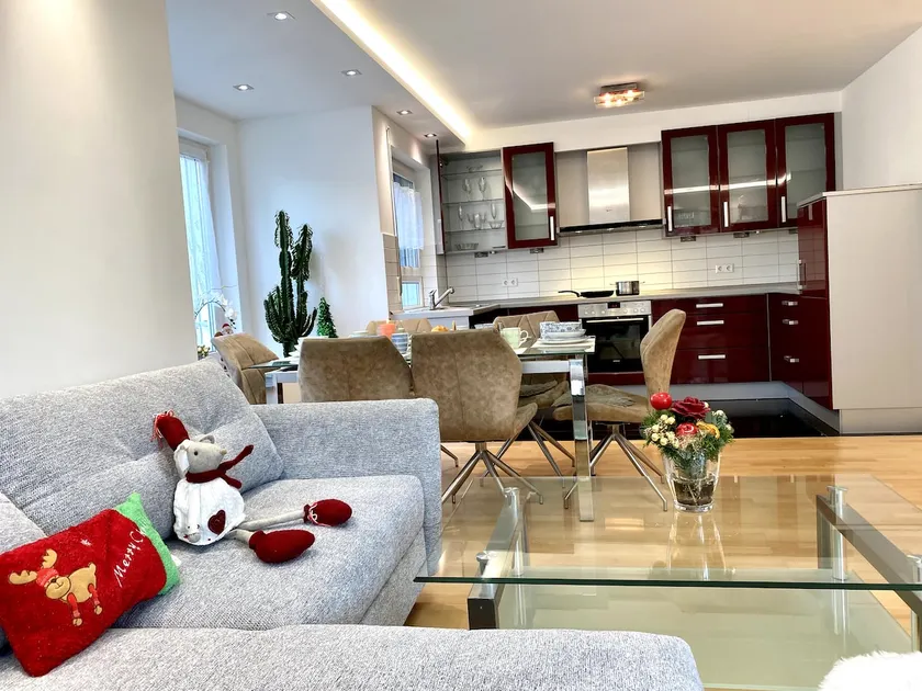 Central apartment - Image 1