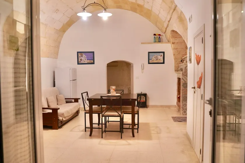 Room rental House in the Laterza Cave (Ta) - Image 1