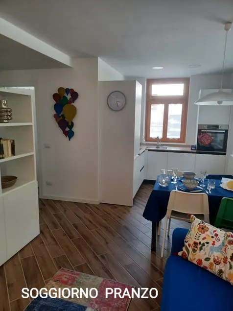central apartment - Image 1