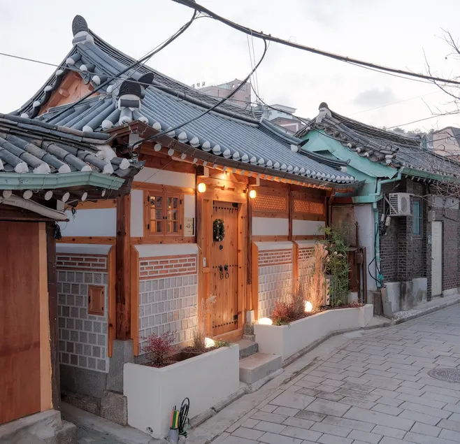 Central Seoul/HanokStay/Traditiona Village/Palaces - Image 1