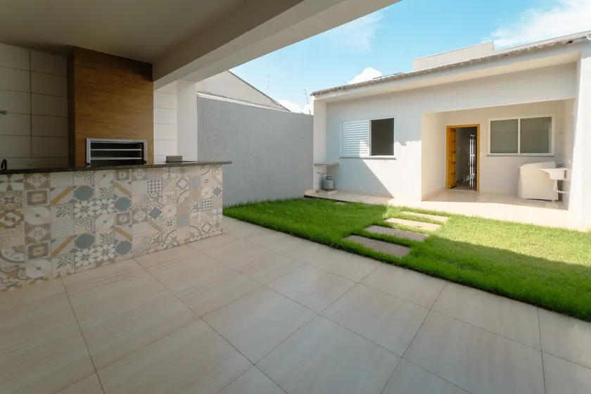 Amazing Imperial House BON705 - Image 1