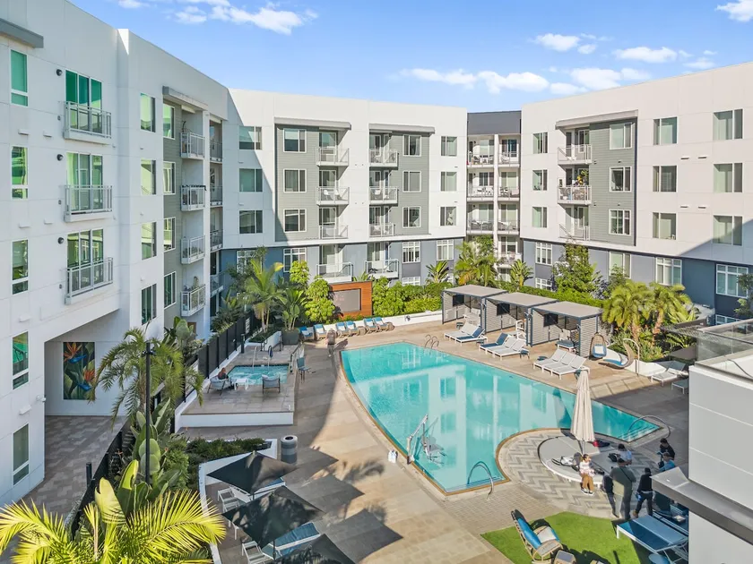 Game On! Penthouse: Pickleball Ct & Endless Games - Image 1