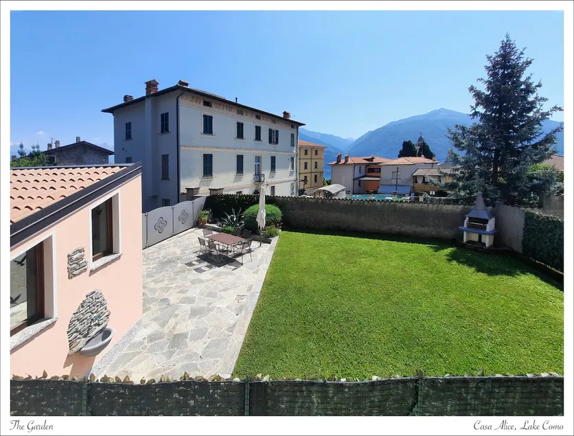 \"Casa Alice\" large private garden- lake and mountains- free WiFi - Image 1