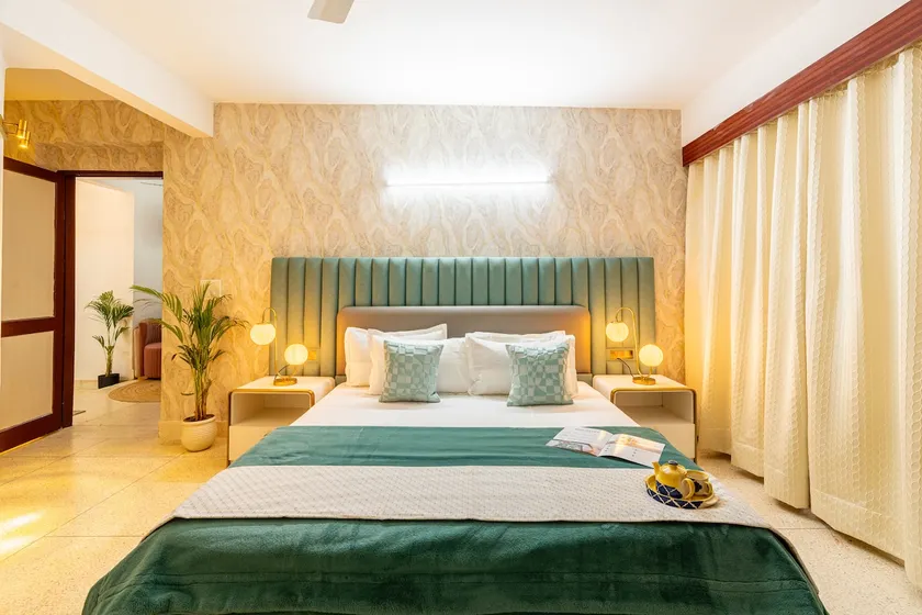 Homlee-Excellency Large 4BHK-South Delhi- NFC - Image 1