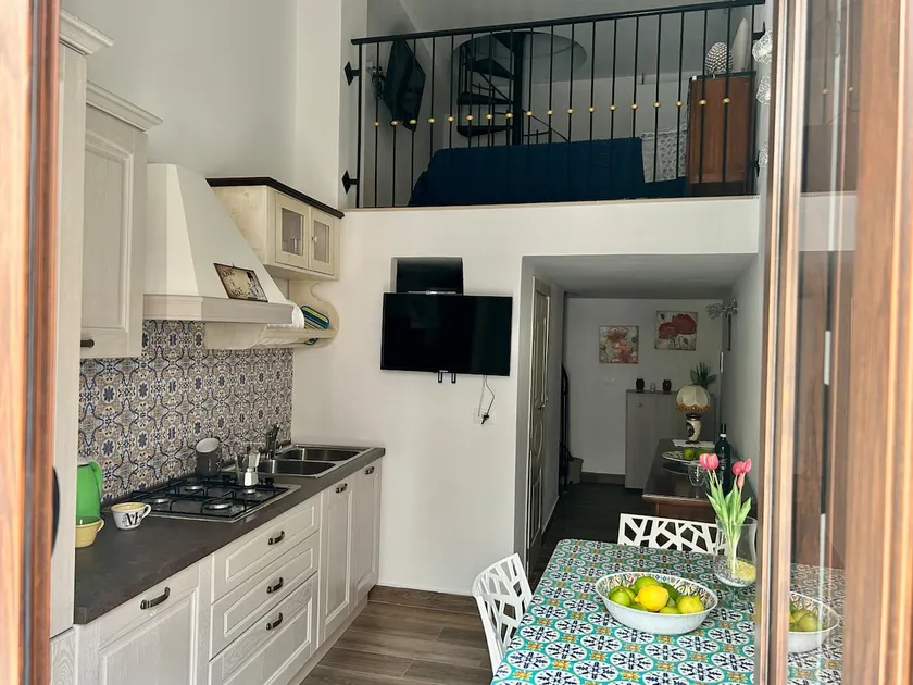 Manuel's House - Image 1