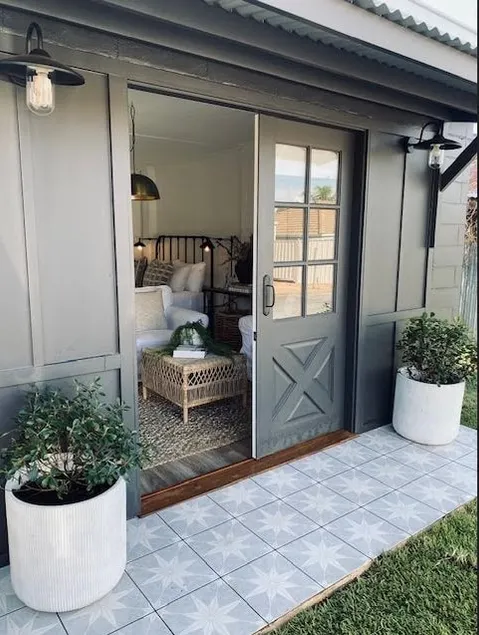 Rustic Nest Boutique Studio Accommodation - Image 1