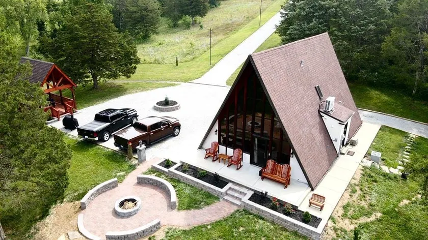 Cabin Taylorsville - Image 1