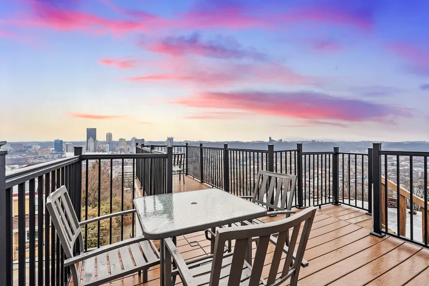 Fine View | Rooftop Deck | 4BR - Image 1