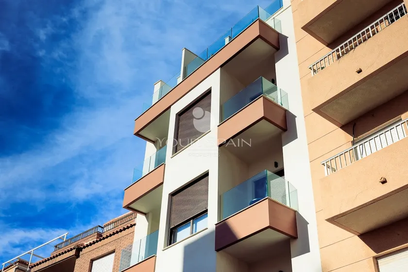 YourSpain[es] Luxury Penthouse 2024 (LM4B) - Image 1