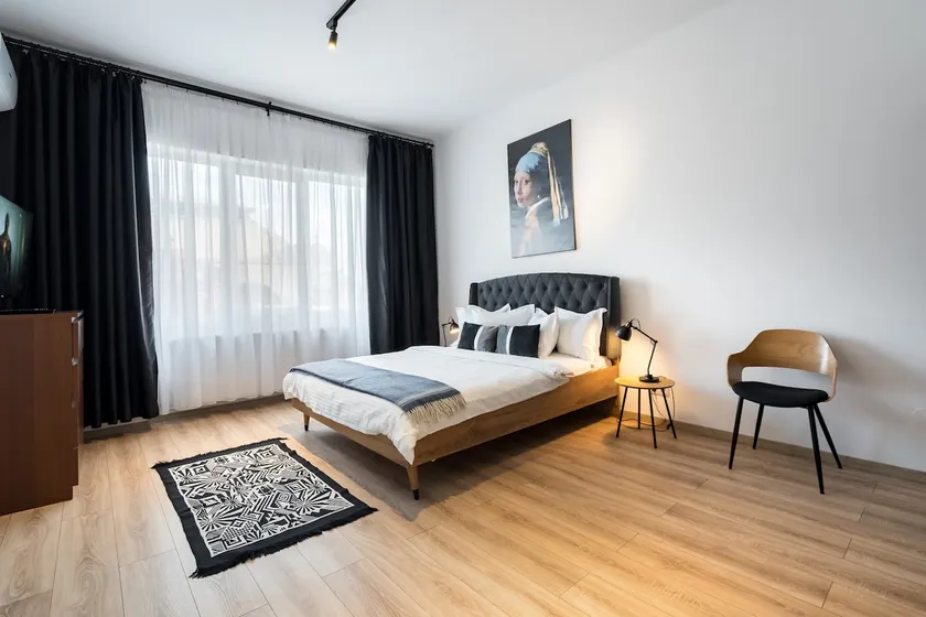 Touristic Area | City Centre | Old Town Apartment with View - Image 1