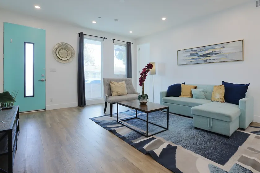 Ready Infinite Residence 4B2.5B - Image 1