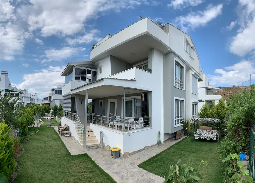 Villa Çandarlı | Triplex, Detached Garden - Image 1